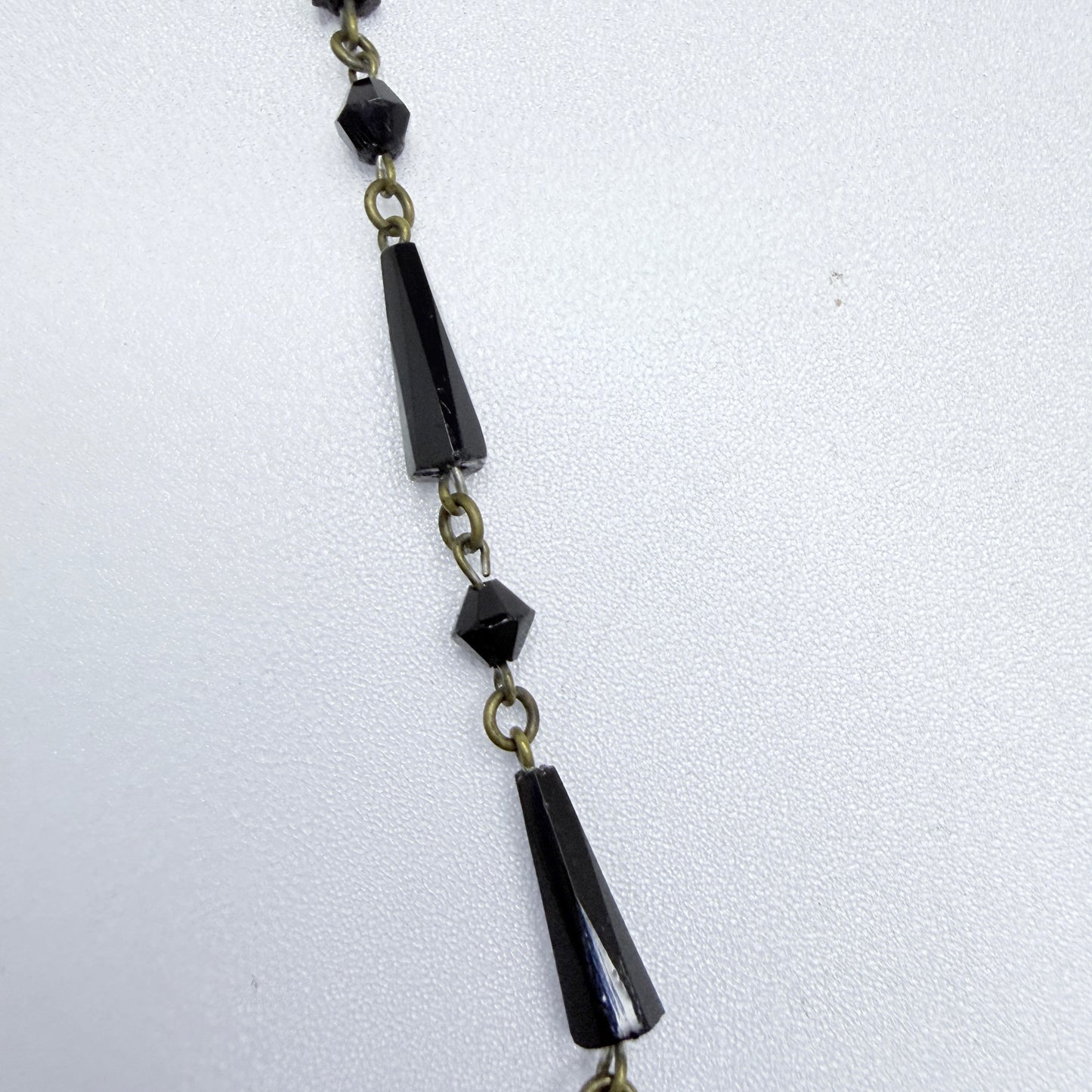 Vintage Art Deco Costume Jewelry Mourning Necklace.