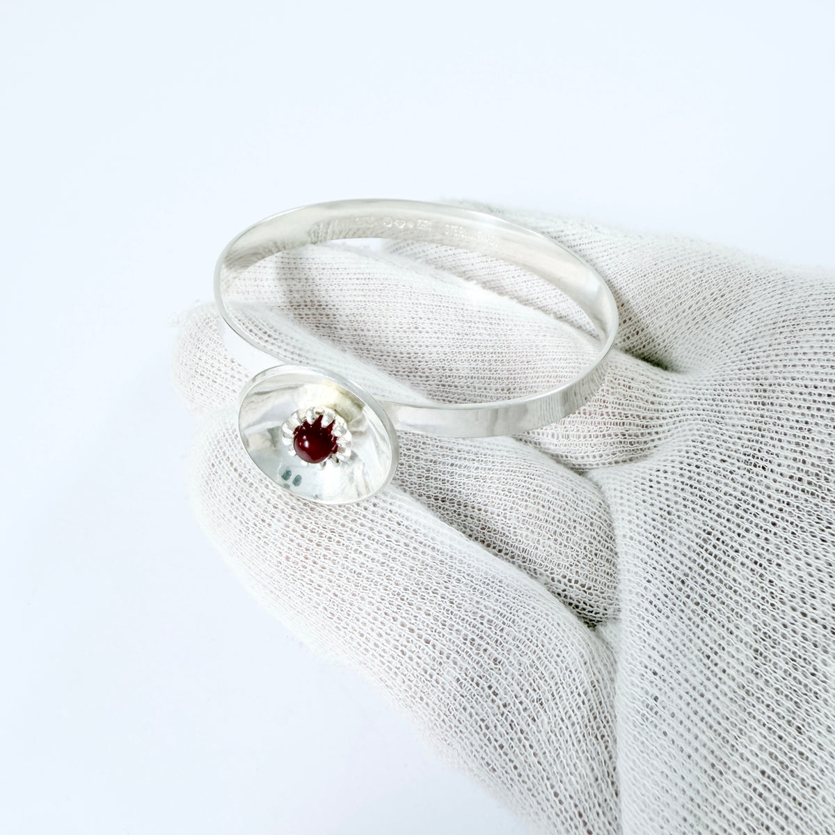 Alton, Sweden 1974. Vintage Sterling Silver Synthetic Ruby Hinged Bangle Bracelet.