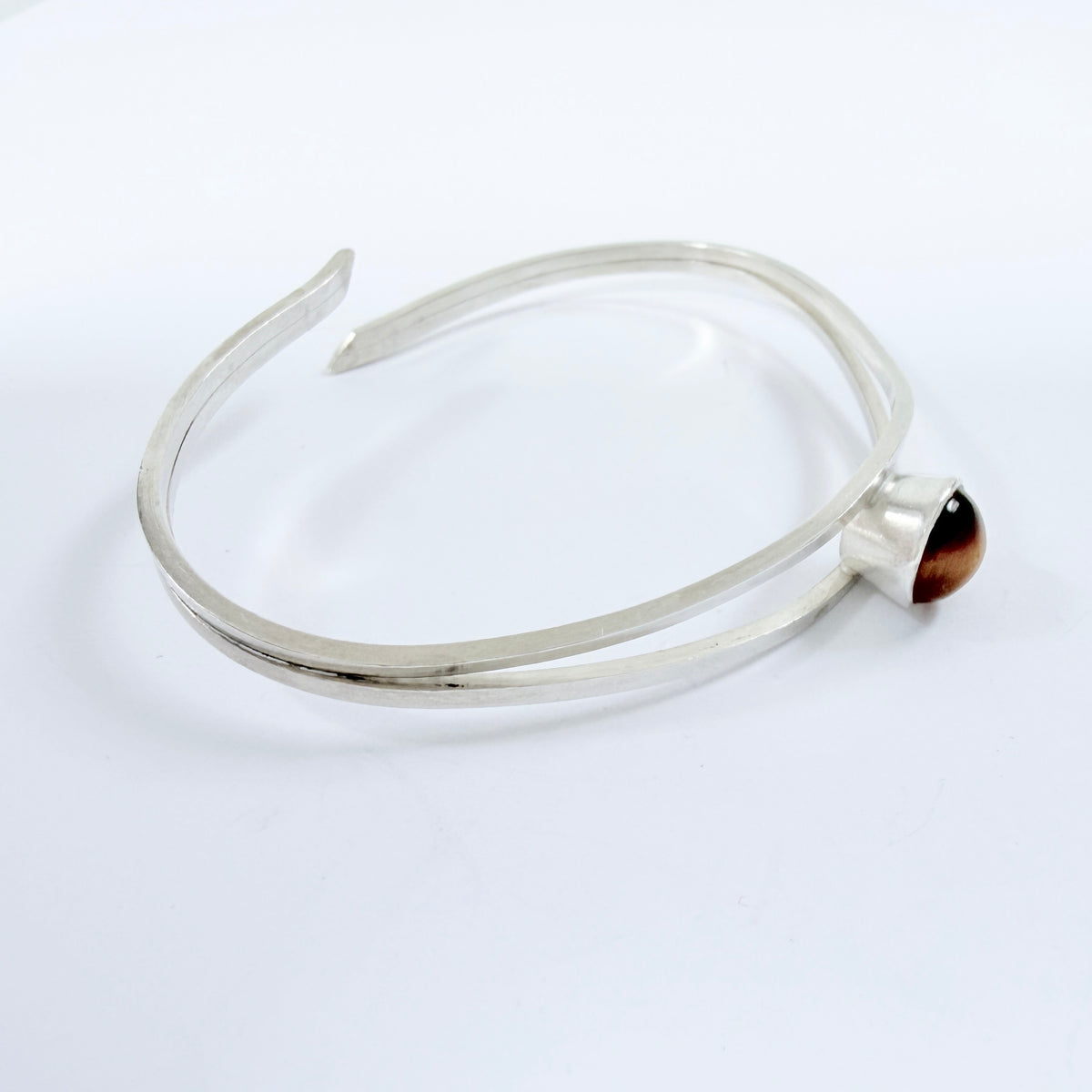 Martin Öhman, Sweden 1966. Vintage Sterling Silver Tiger's Eye Arm Bracelet.