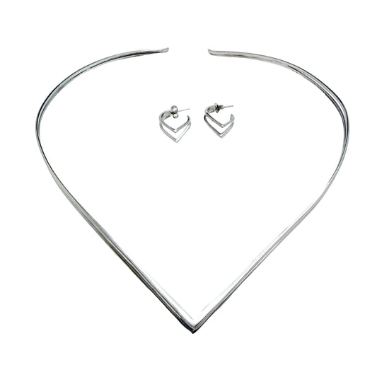 Karl Laine for Kultakeskus, Finland. Vintage Sterling Silver Neck-ring + Earrings.