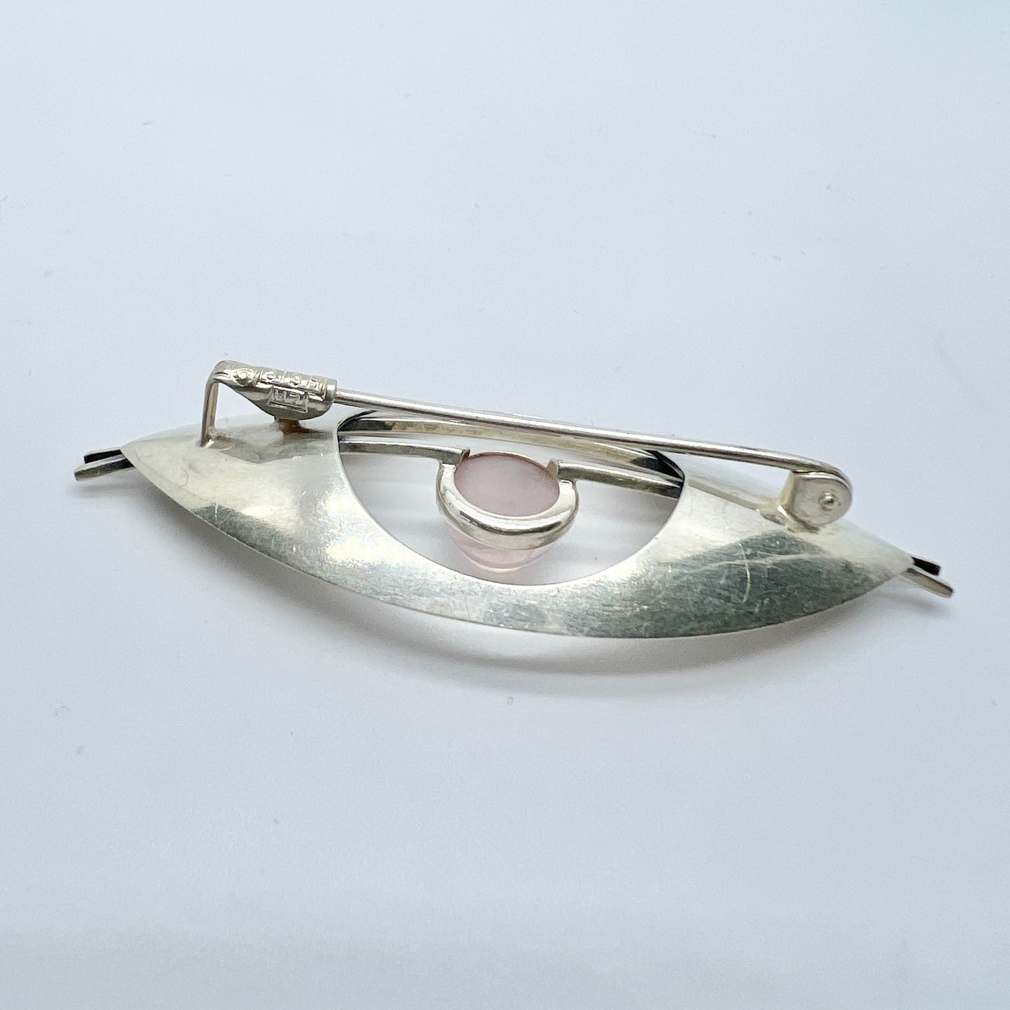 Elis Kauppi, Kupittaan Kulta Finland 1961 Vintage Solid Silver Rose Quartz Brooch.