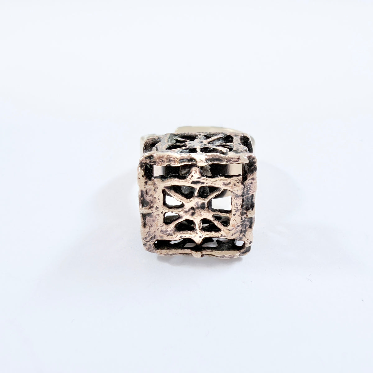 Pentti Sarpaneva, Finland. Vintage 1970s Bronze Ring. Design Pitsi