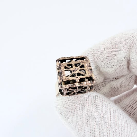 Pentti Sarpaneva, Finland. Vintage 1970s Bronze Ring. Design Pitsi