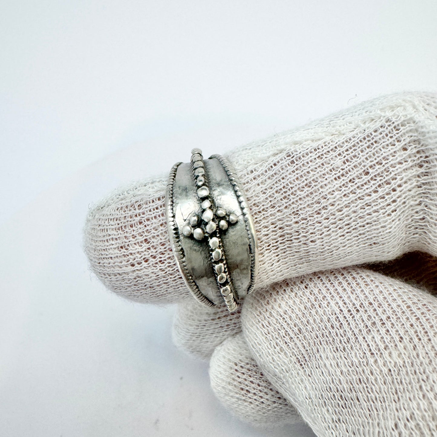 Bengt Hallberg, Sweden. Vintage Sterling Silver Viking Copy Unisex Ring.