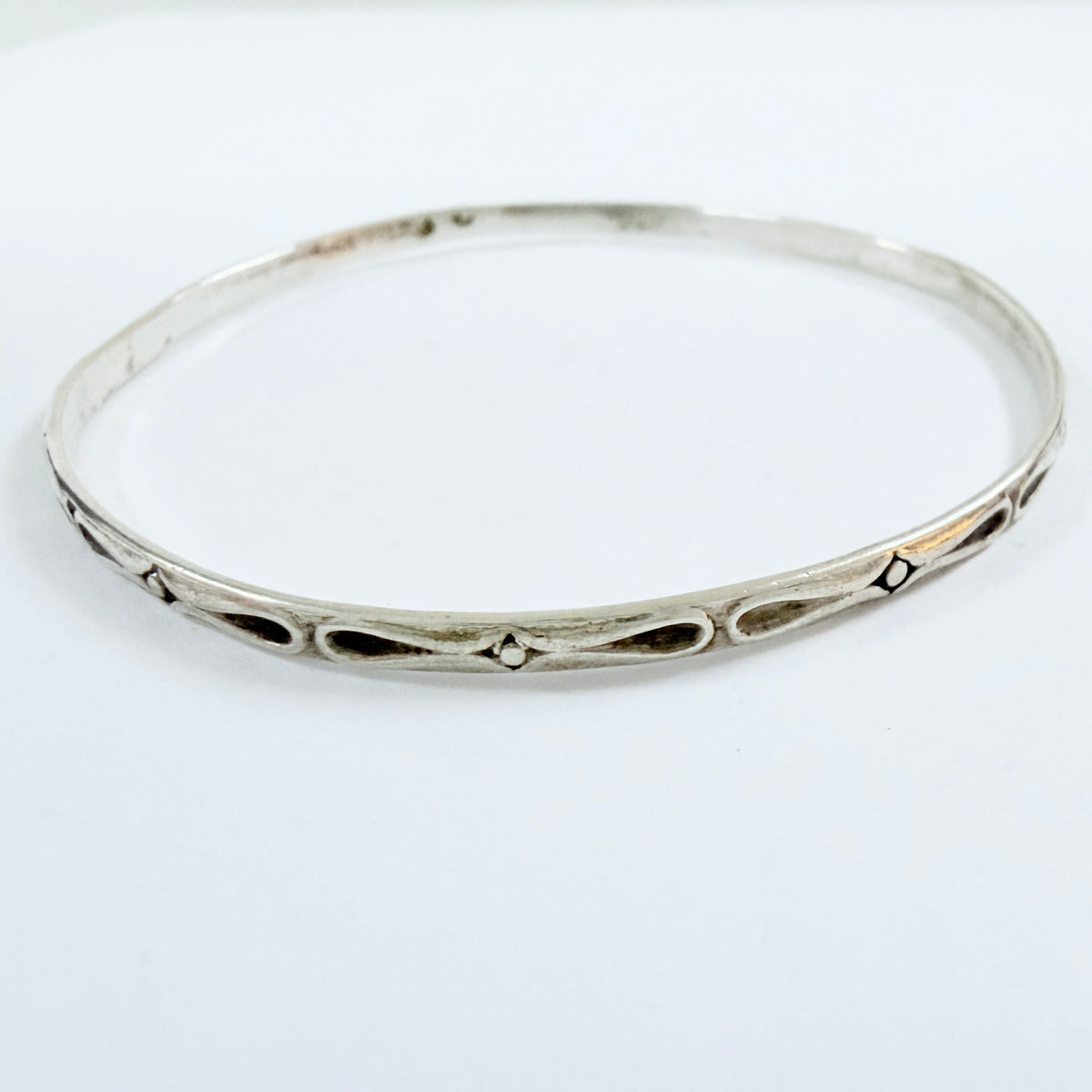 Warzaw, Poland 1960-70s. Vintage Solid Silver Bangle Bracelet.