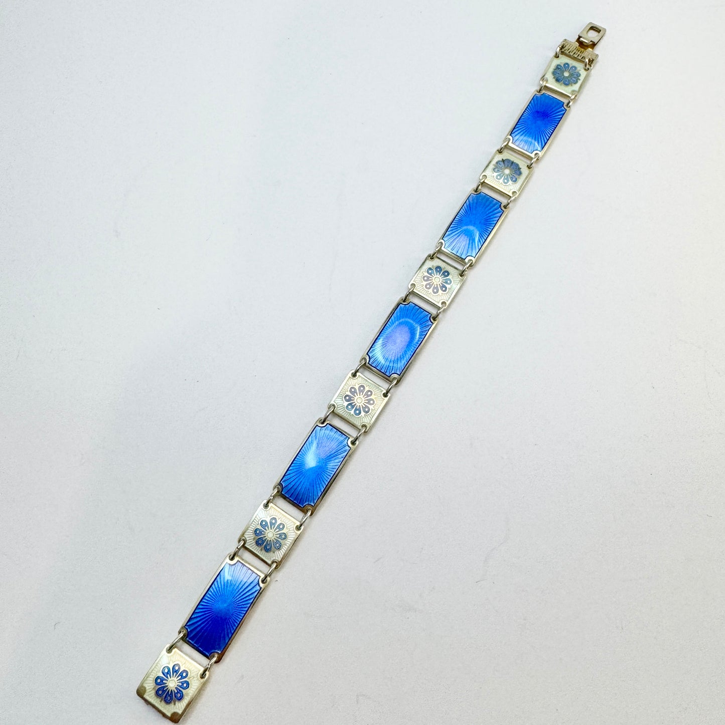 David-Andersen, Norway. Vintage Sterling Silver Blue and White Enamel Link Bracelet.