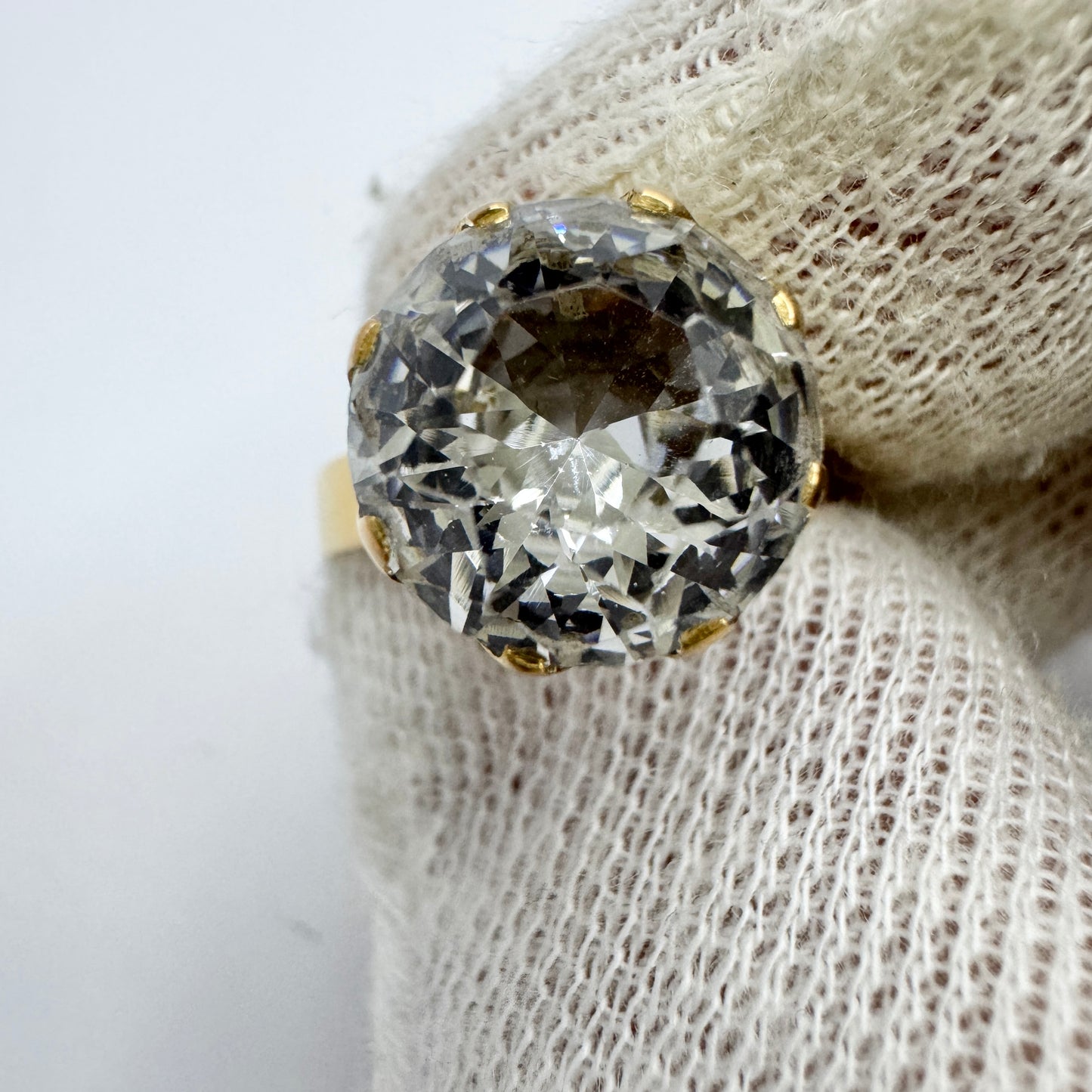 Bengt Hallberg, Sweden 1969. Vintage 18k Gold Rock Crystal Ring