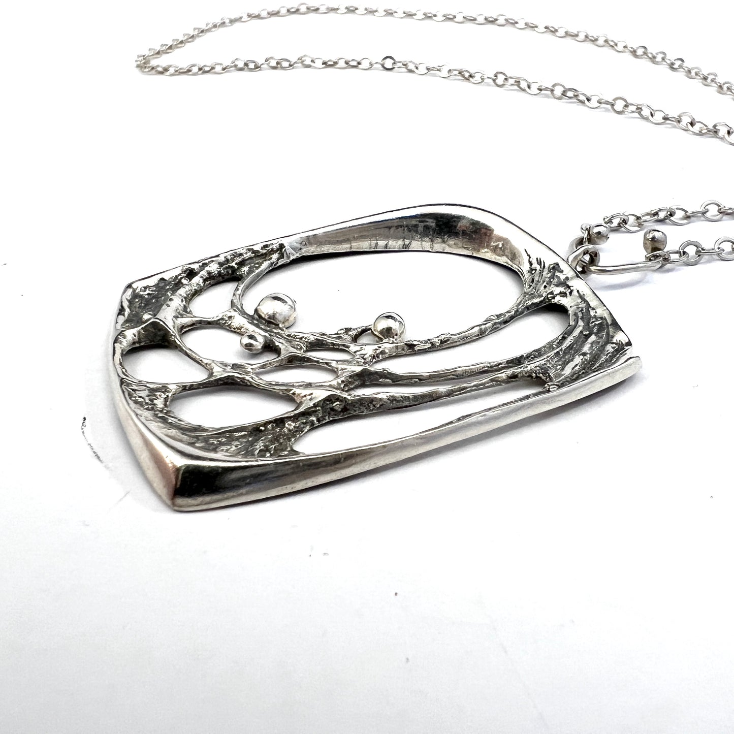 Sten & Laine, Finland 1975. Vintage Solid Silver Pendant Necklace. Design Spider Web.