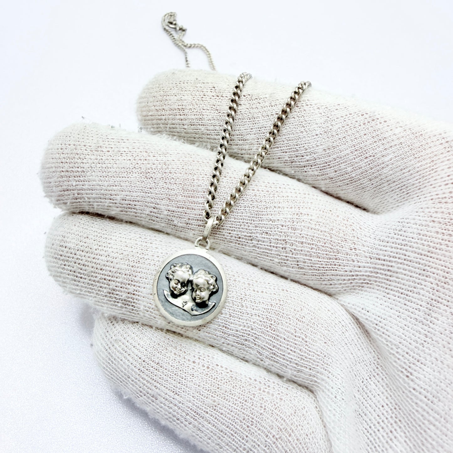 Vintage Solid Silver Zodiac Gemini Pendant Necklace.