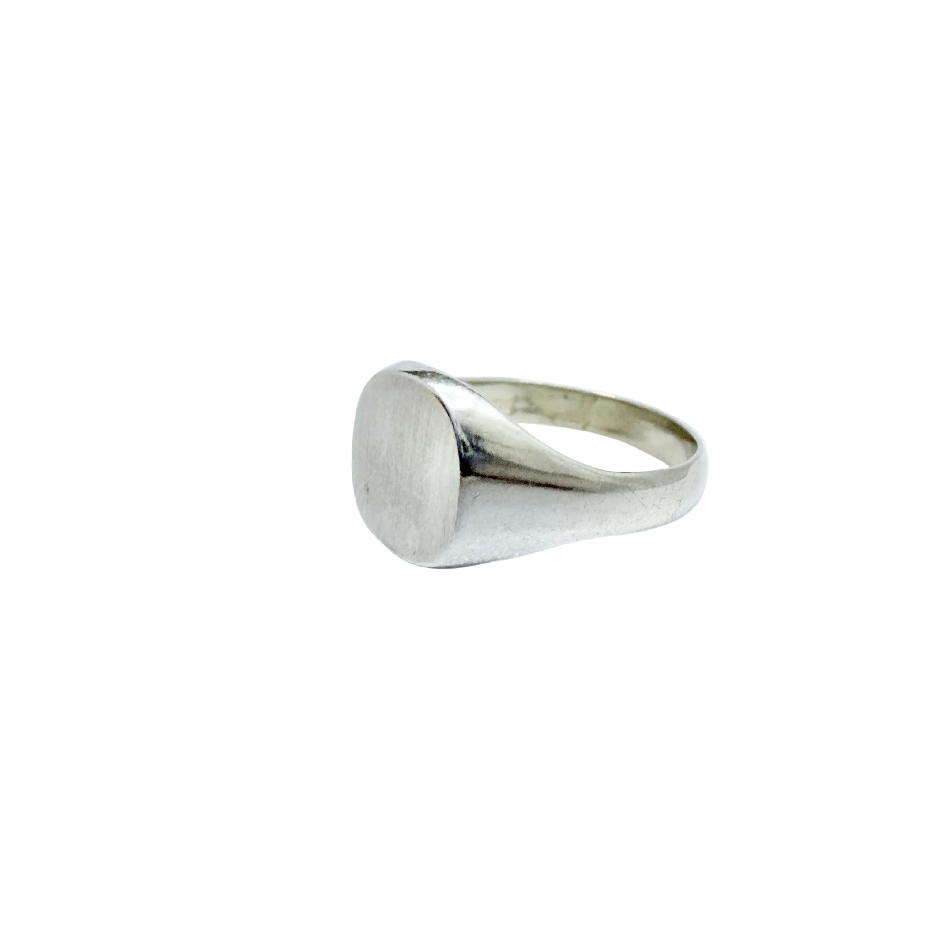 Victor Janson, Sweden. Vintage Sterling Silver Signet Ring. – T