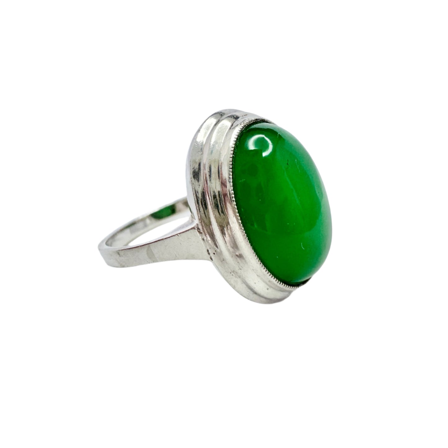 Sweden ca 1960. Vintage 835 Chrysoprase Ring.