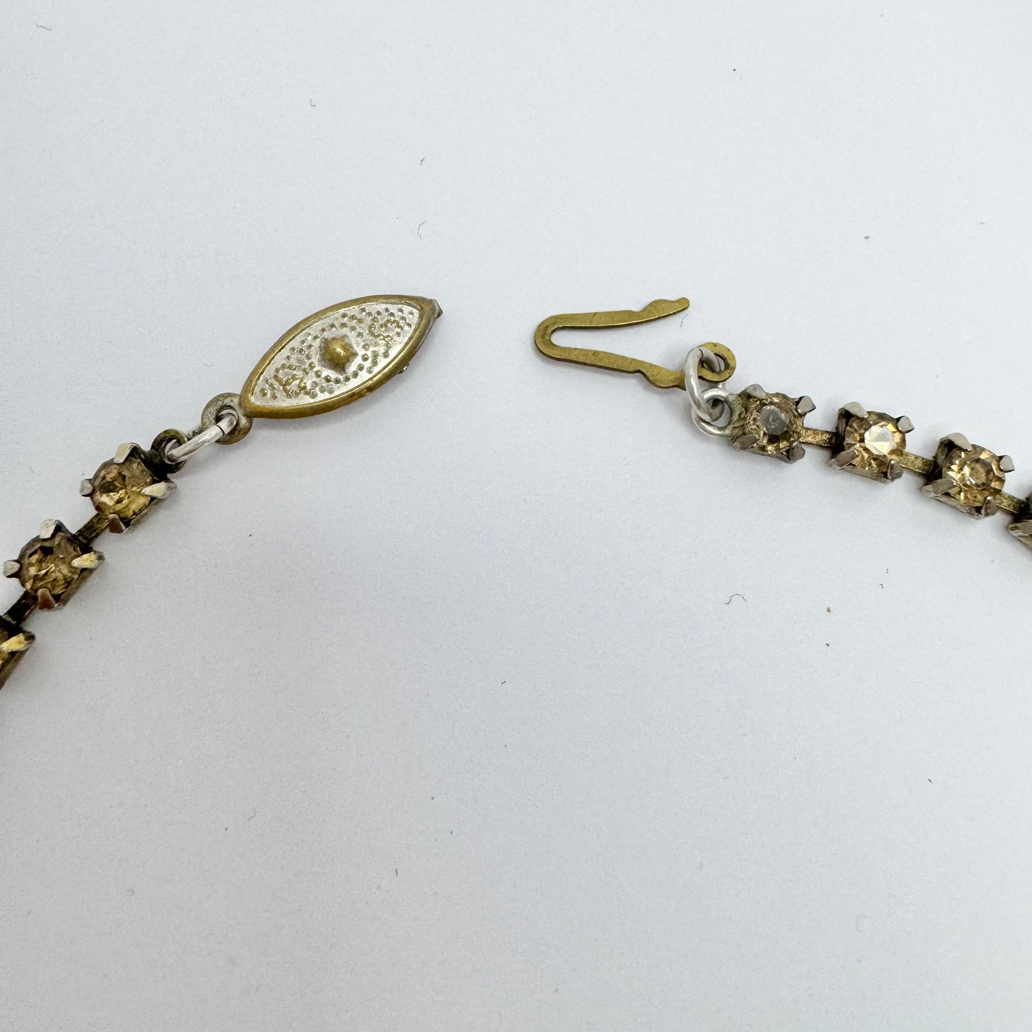 Signed Regency, Vintage ca 1950s. Vintage Costume Jewelry Necklace.