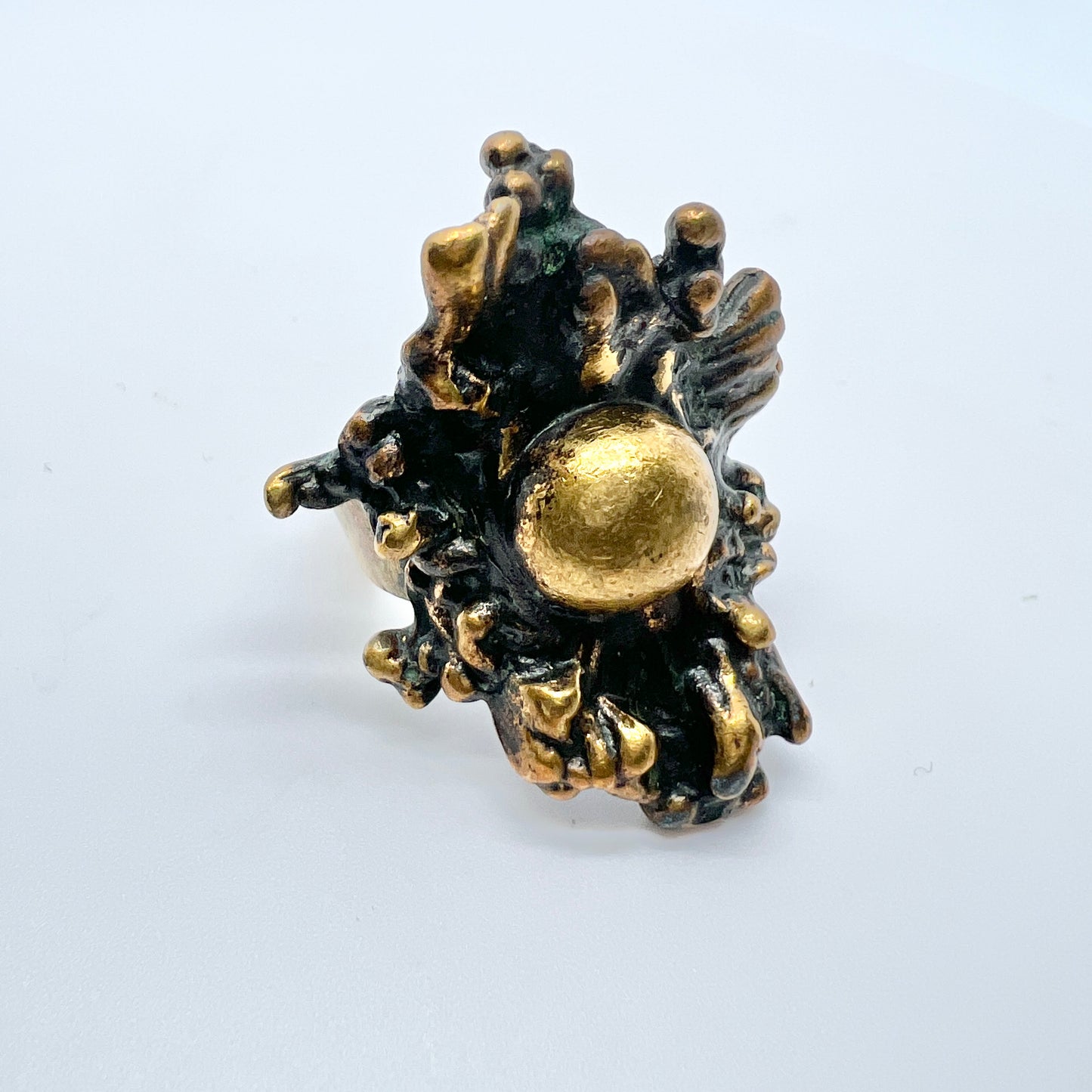 Pentti Sarpaneva, Finland 1970s. Bold Vintage Bronze Ring.