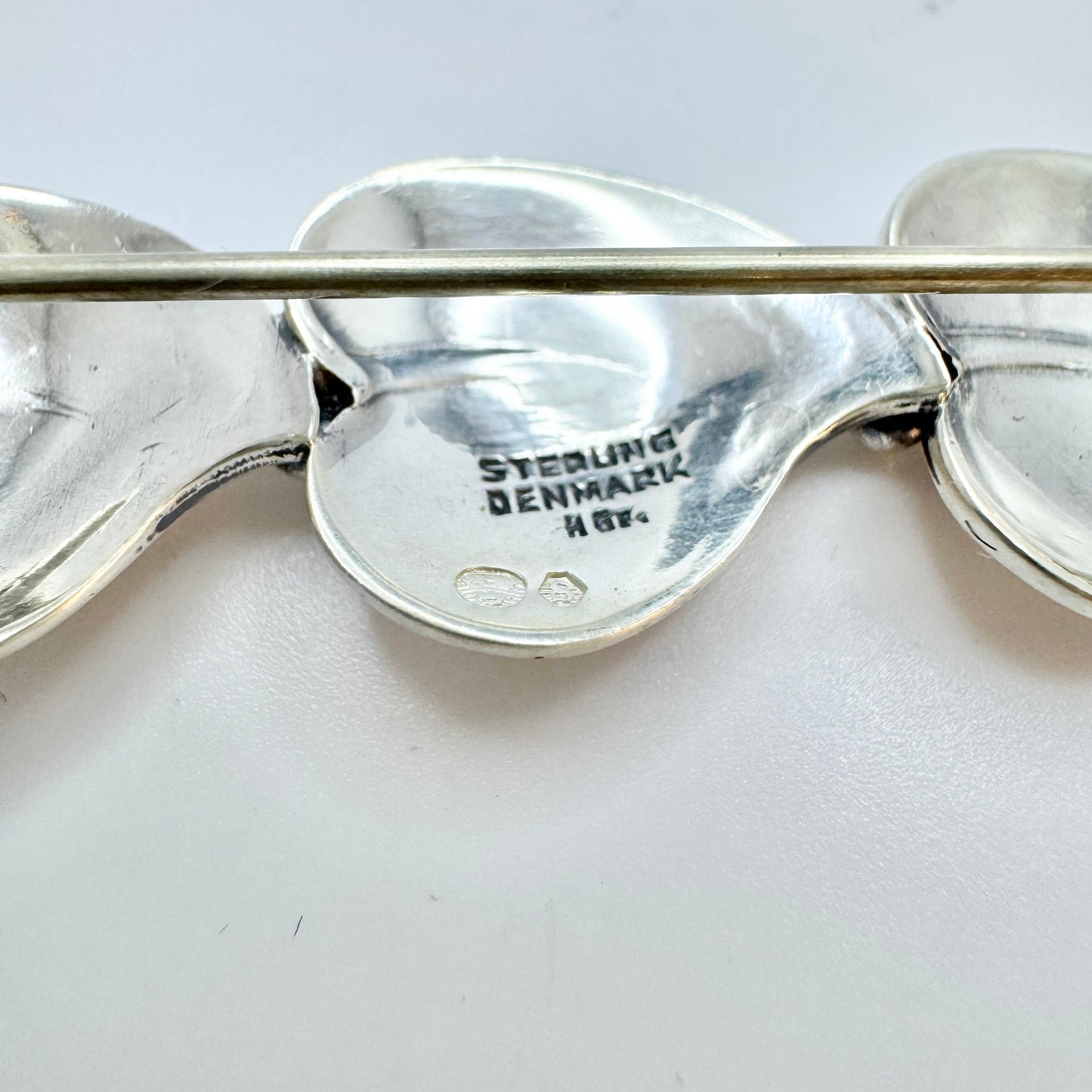 Hugo Grün, Denmark 1940s. Solid Silver Brooch.