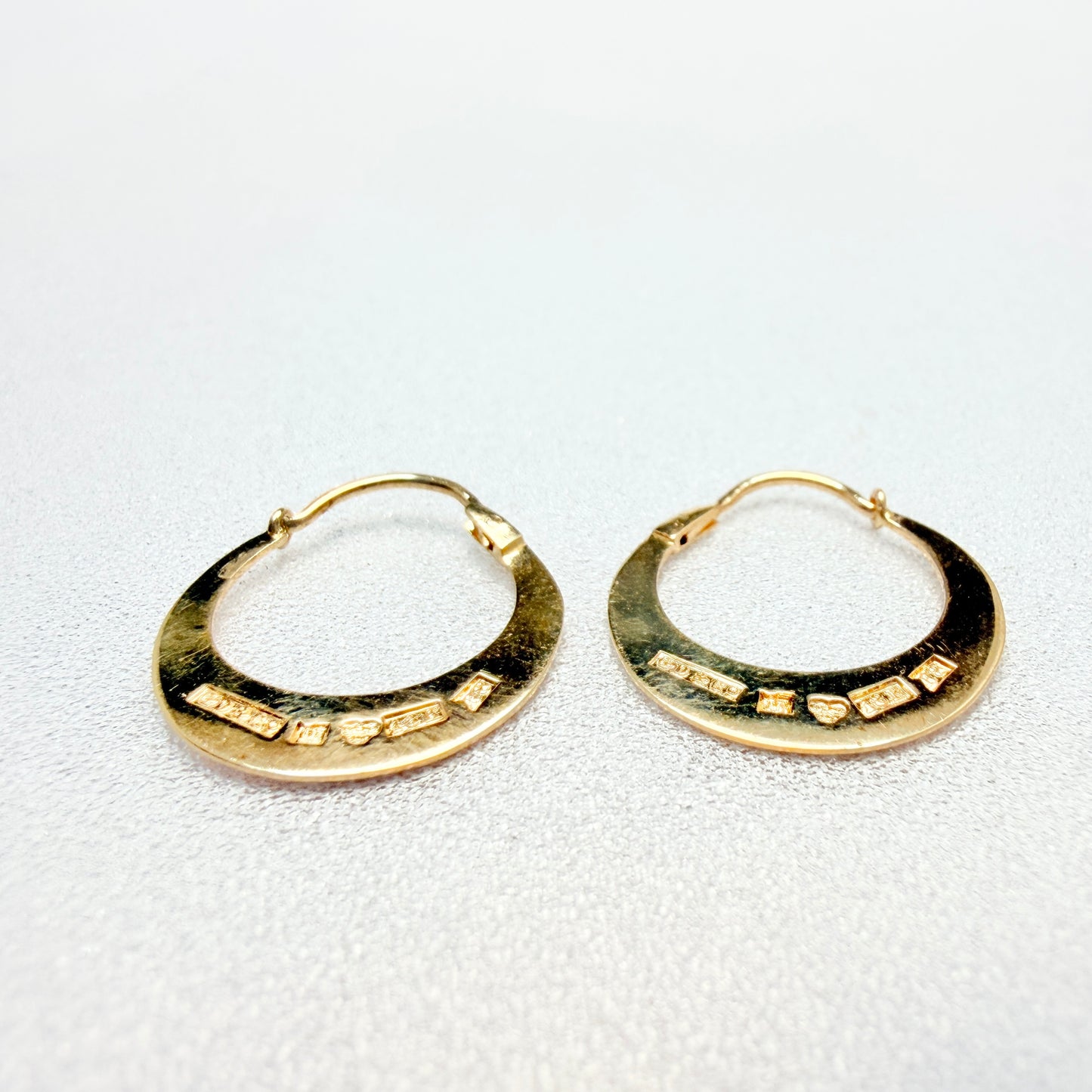 G Dahlgren, Sweden 1934. Vintage 18k Gold Earrings.