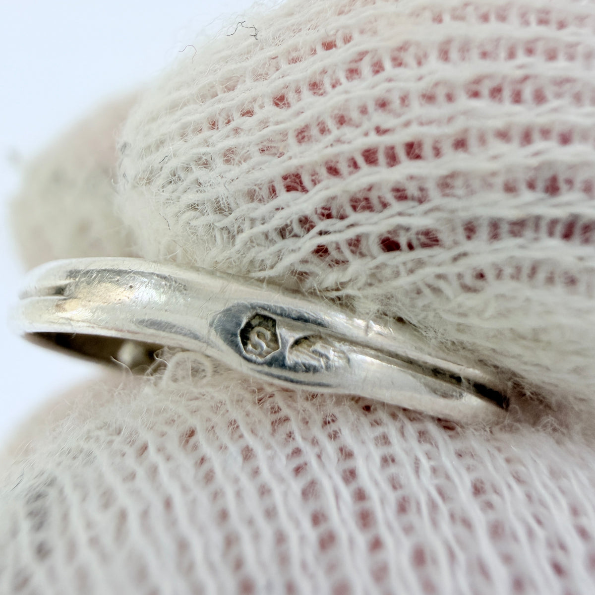 Bernhard Hertz, Denmark 1916. Antique Art Nouveau Solid Silver Lapis Lazuli Ring.