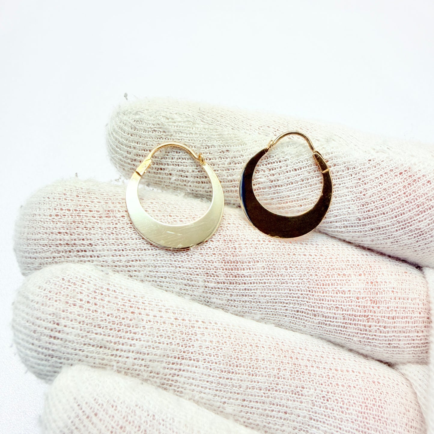 G Dahlgren, Sweden 1934. Vintage 18k Gold Earrings.