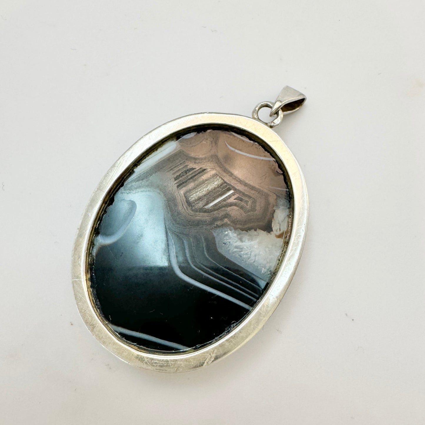 France c 1950-60s. Vintage Sterling Silver Agate pendant.