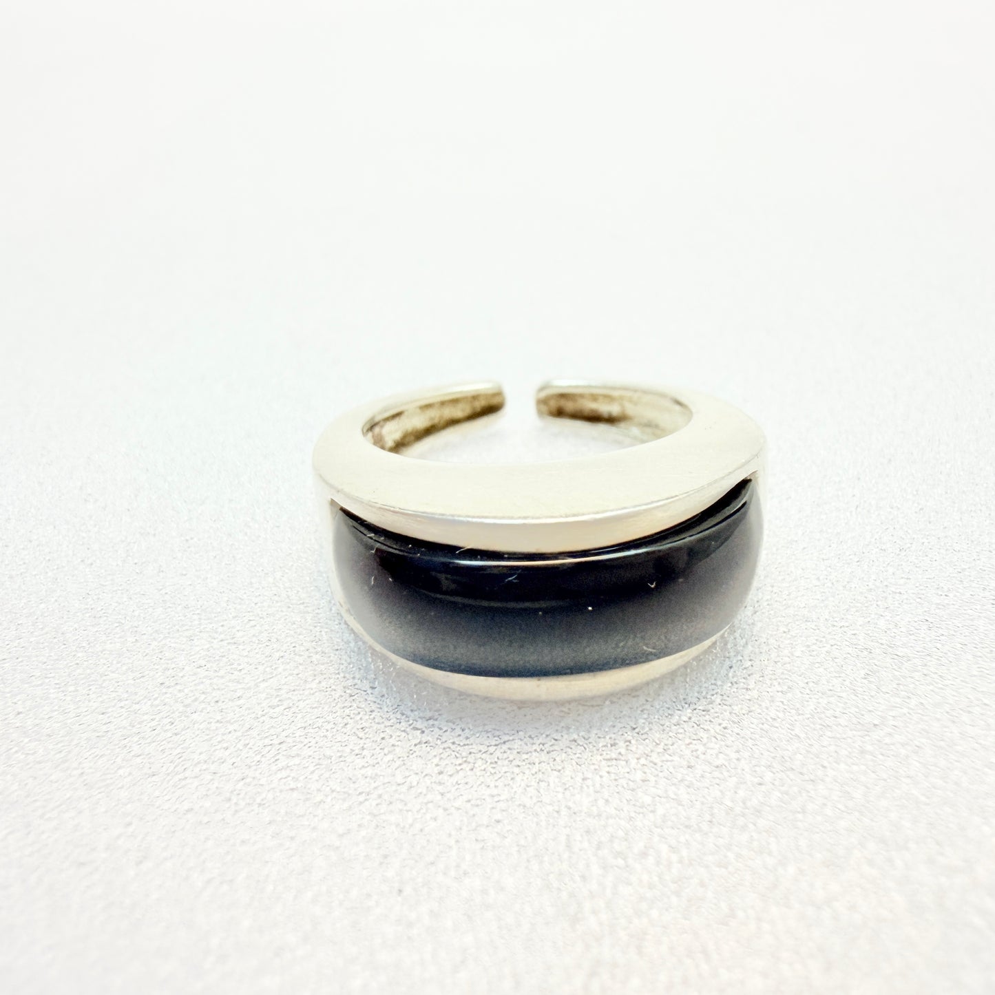 Friedrich Speidel, Germany ca 1960s. Vintage Solid Silver Onyx Ring.