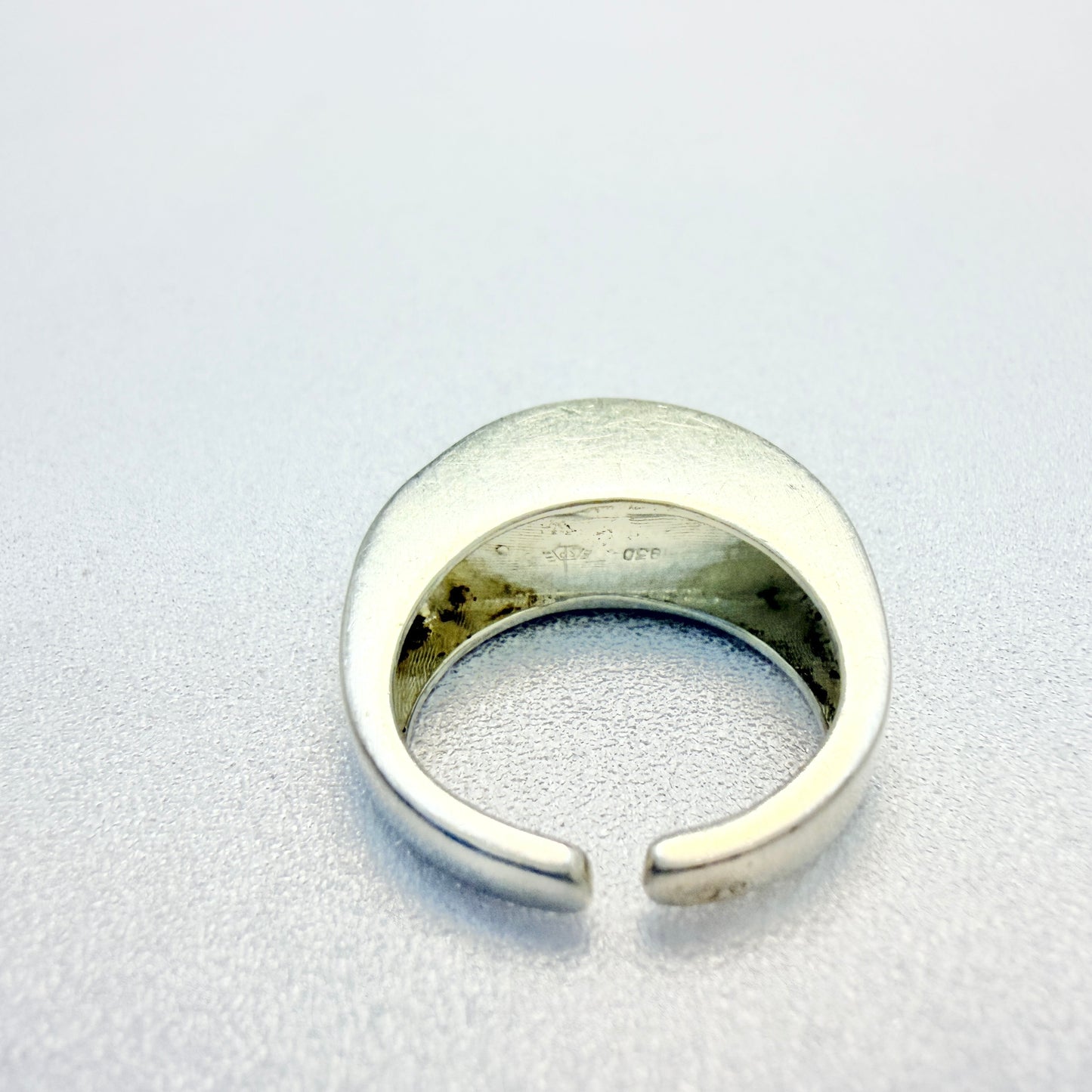 Friedrich Speidel, Germany ca 1960s. Vintage Solid Silver Onyx Ring.