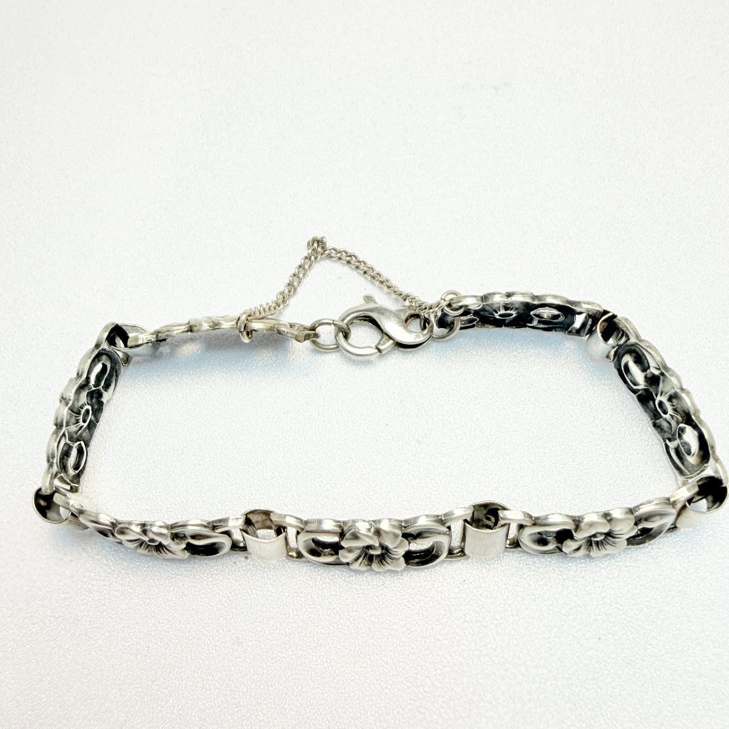 Sweden / Denmark ca 1950. Solid Silver Flower Bracelet. Later Replacement Clasp