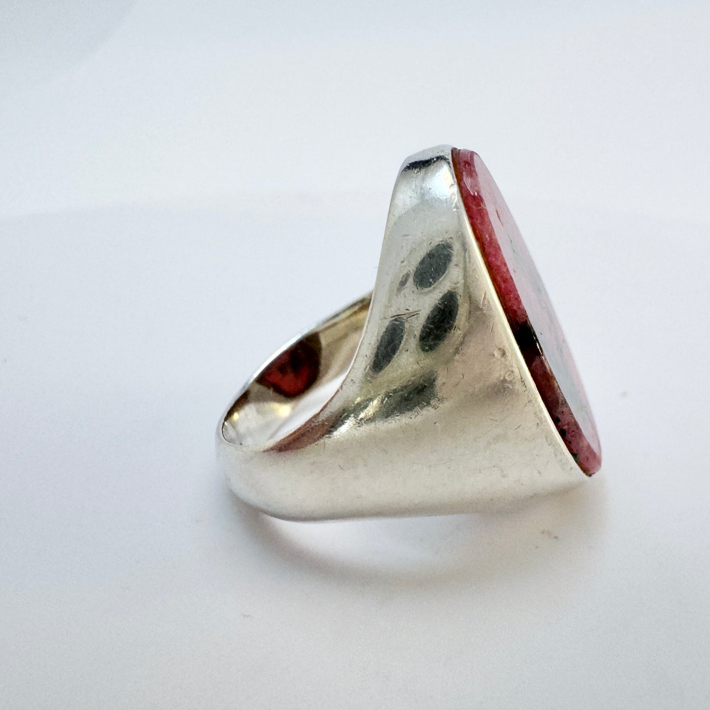 Joachim S'Paliu, Spain. Vintage Modernist Sterling Silver Rhodonite Ring.