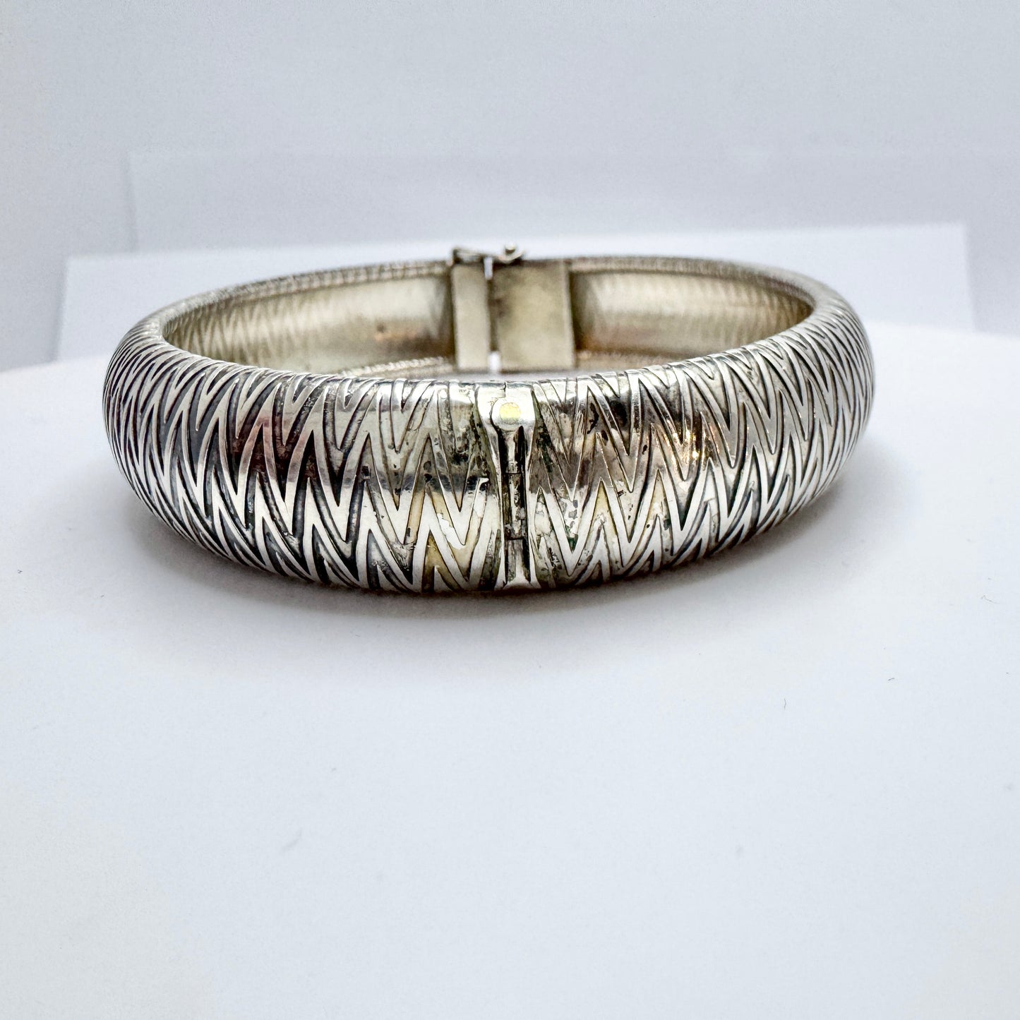 Friedrich Speidel, Germany ca 1950s. Solid Silver Hinged Bangle Bracelet.
