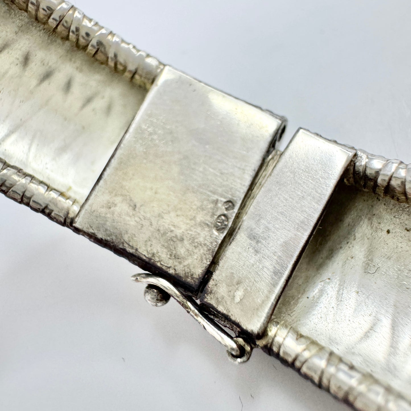Friedrich Speidel, Germany ca 1950s. Solid Silver Hinged Bangle Bracelet.