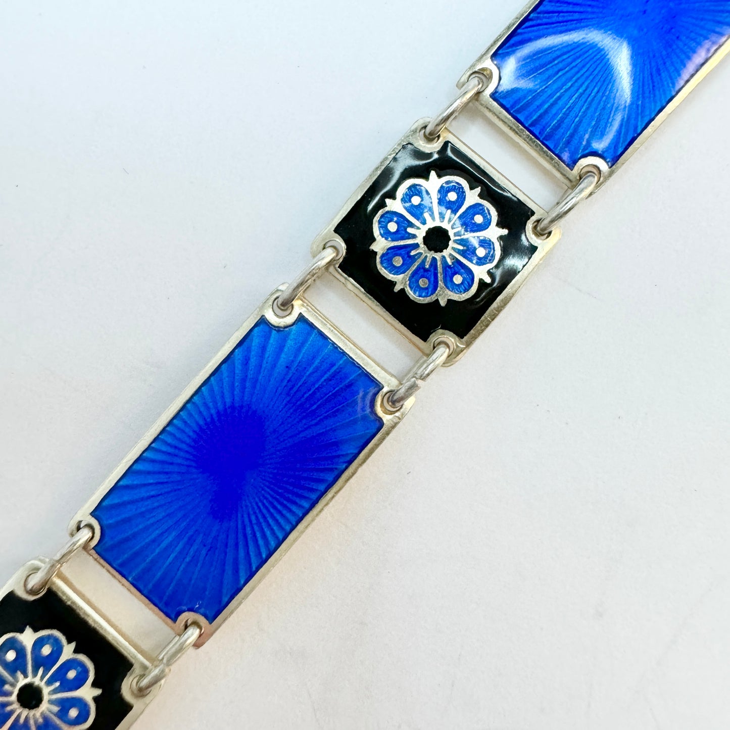 David-Andersen, Norway. Vintage Sterling Silver Enamel Bracelet