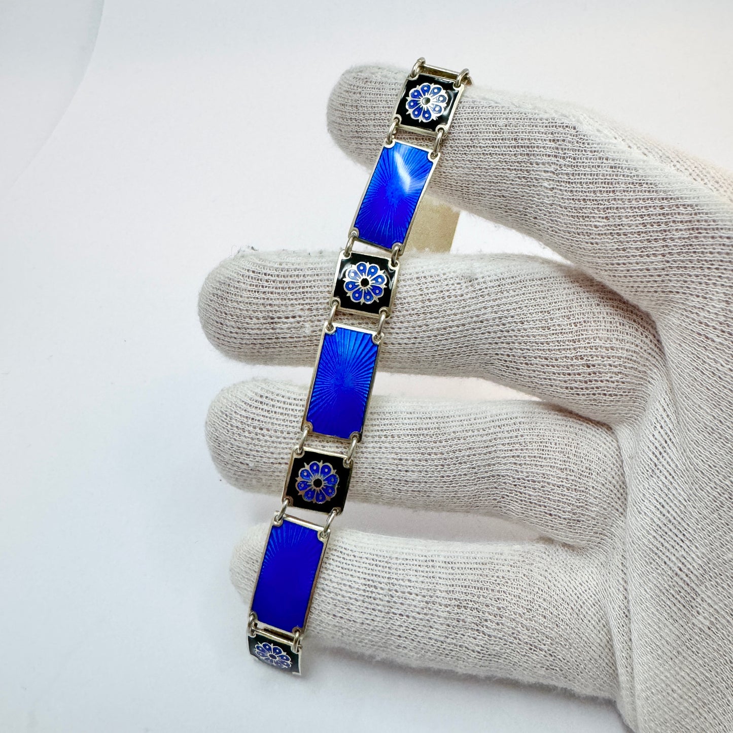 David-Andersen, Norway. Vintage Sterling Silver Enamel Bracelet