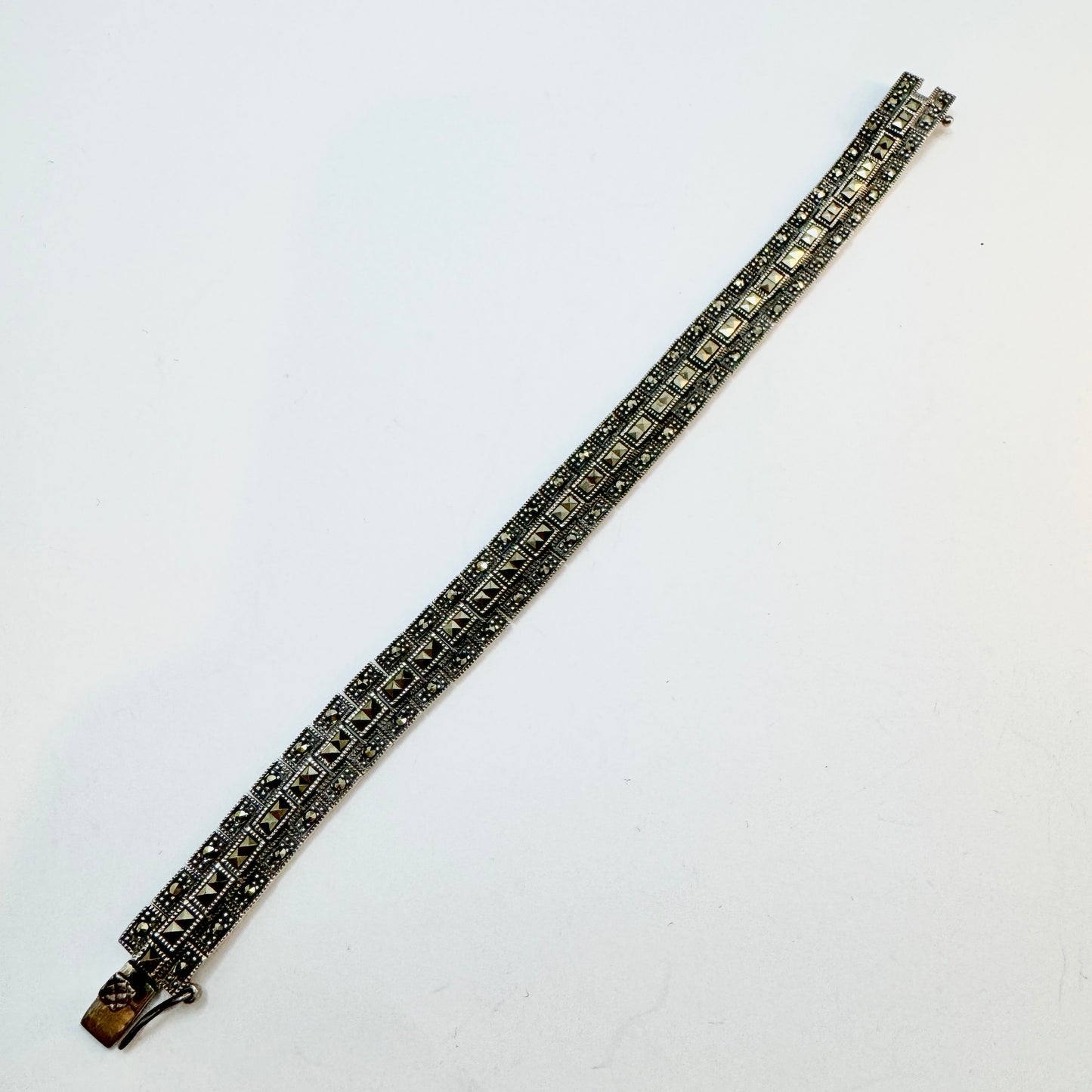 Vintage c 1950s Sterling Silver Marcasite Bracelet.