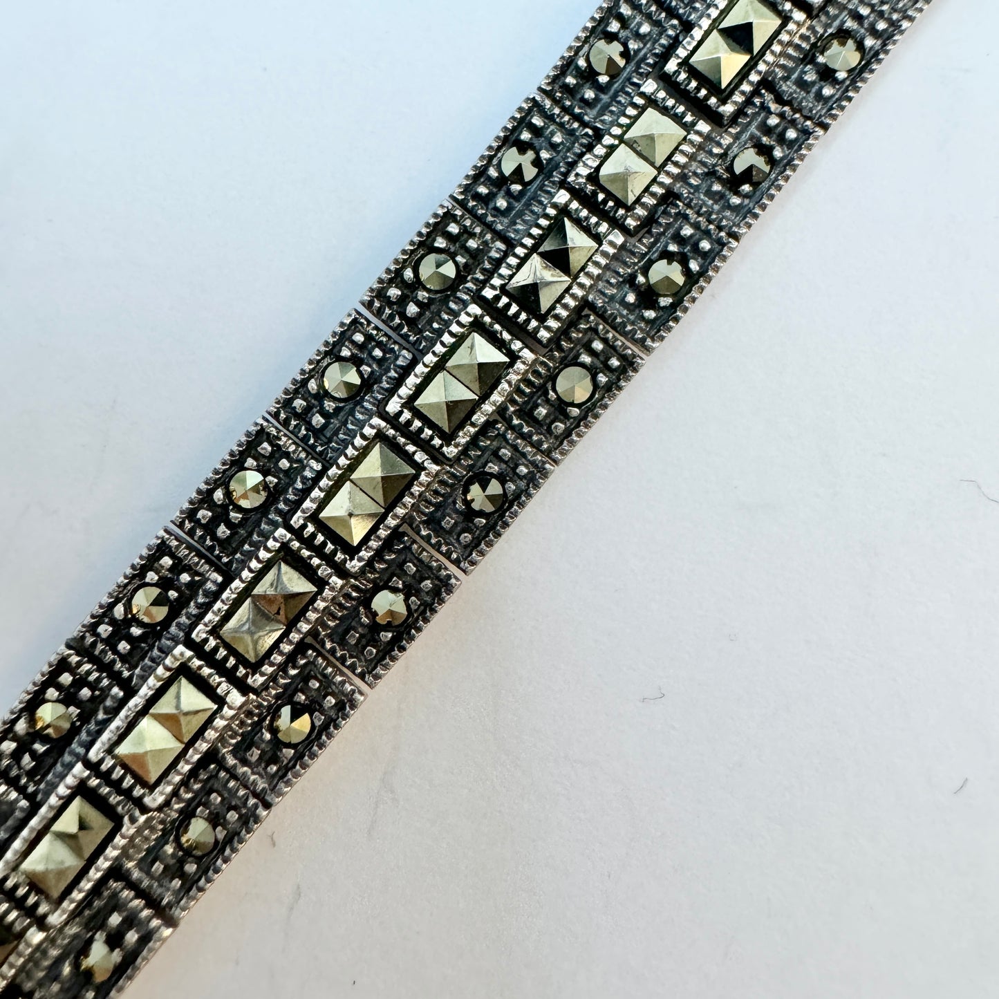 Vintage c 1950s Sterling Silver Marcasite Bracelet.