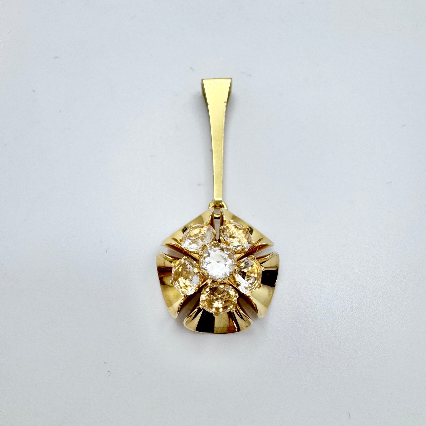 Elis Kauppi, Kupittaan Kulta Finland c 1960s. Vintage 18k Gold Rock Crystal Pendant.
