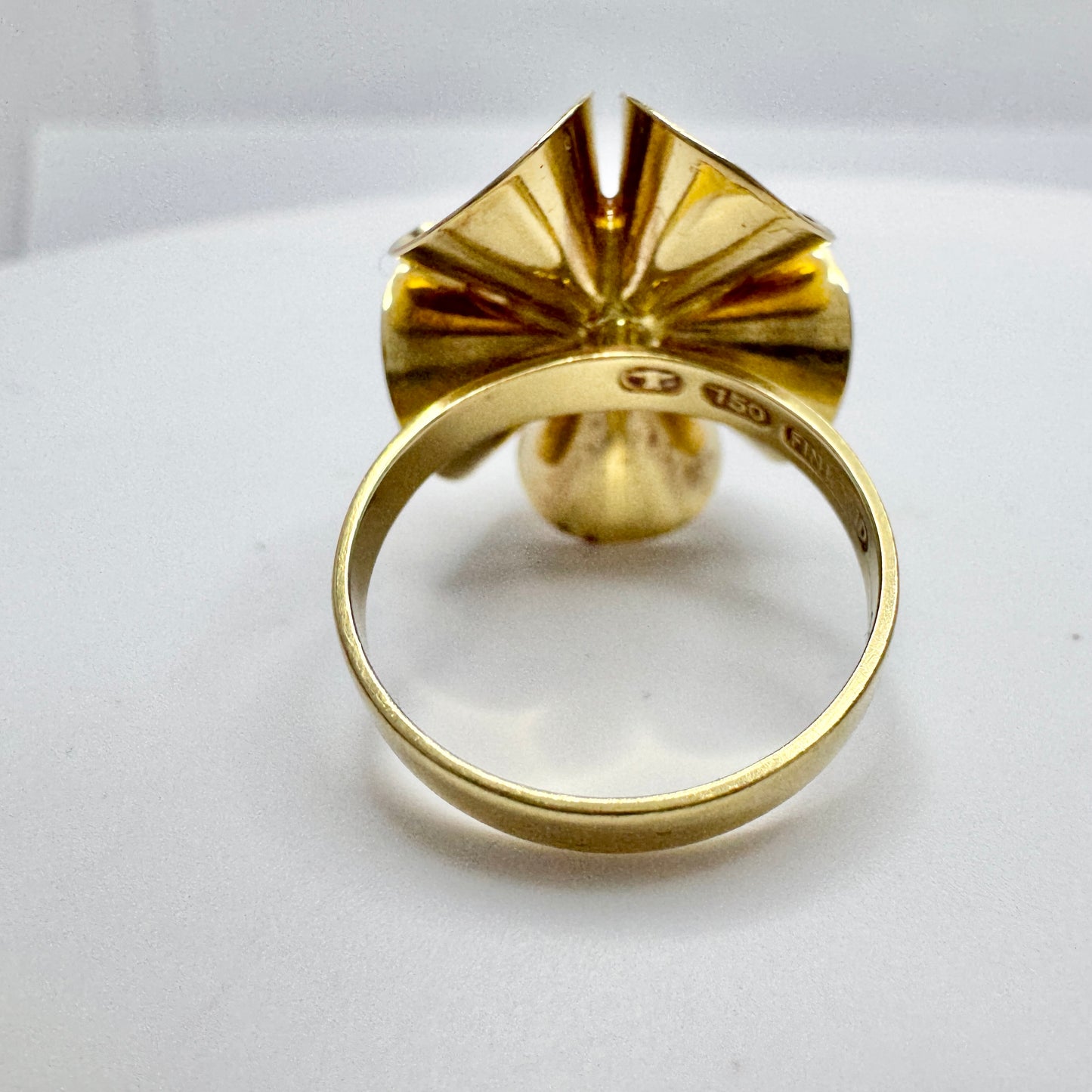 Elis Kauppi, Kupittaan Kulta Finland c 1960s. Vintage 18k Gold Rock Crystal Ring.