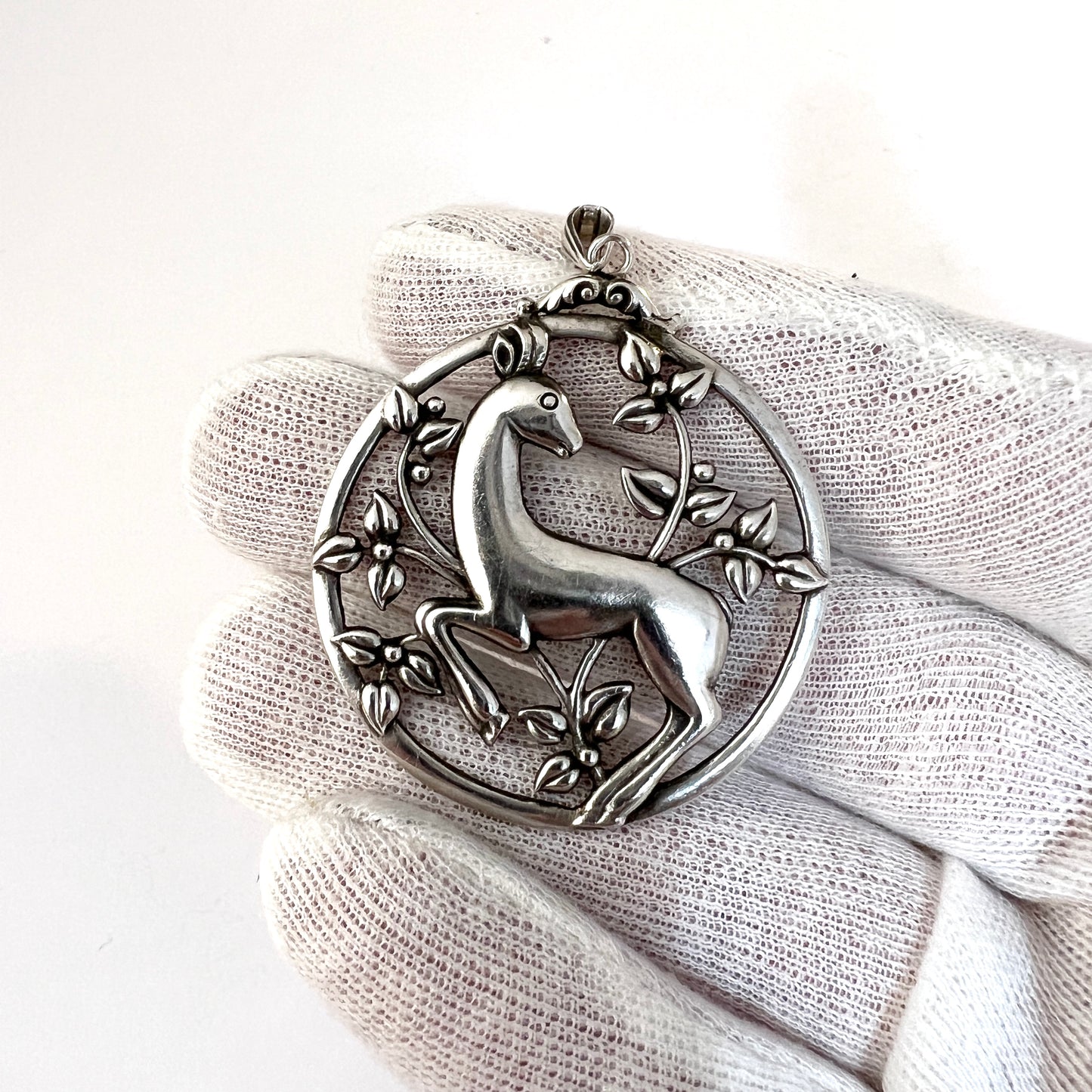 G Dahlgren, Sweden 1948. Vintage Solid Silver Pendant.