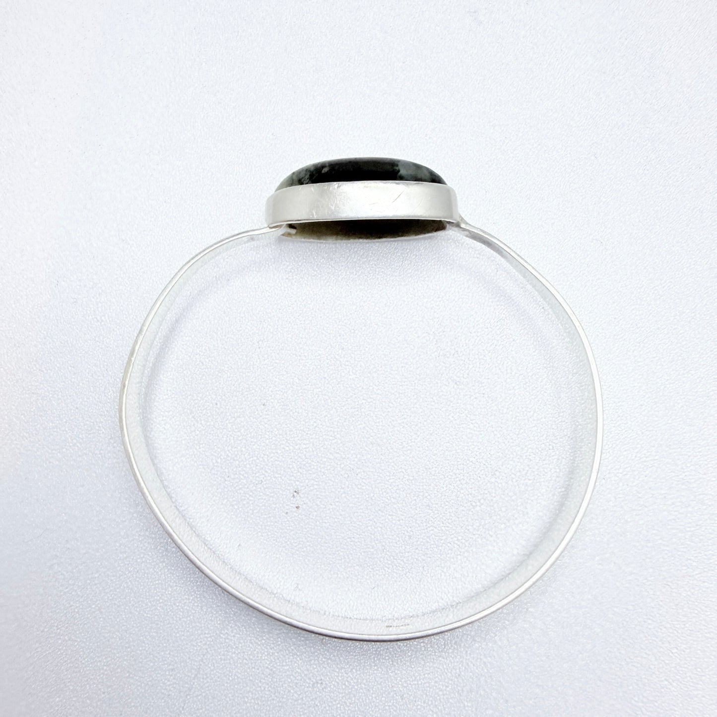 Vintage ca 1960s Solid Silver Moss Agate Bangle Bracelet.