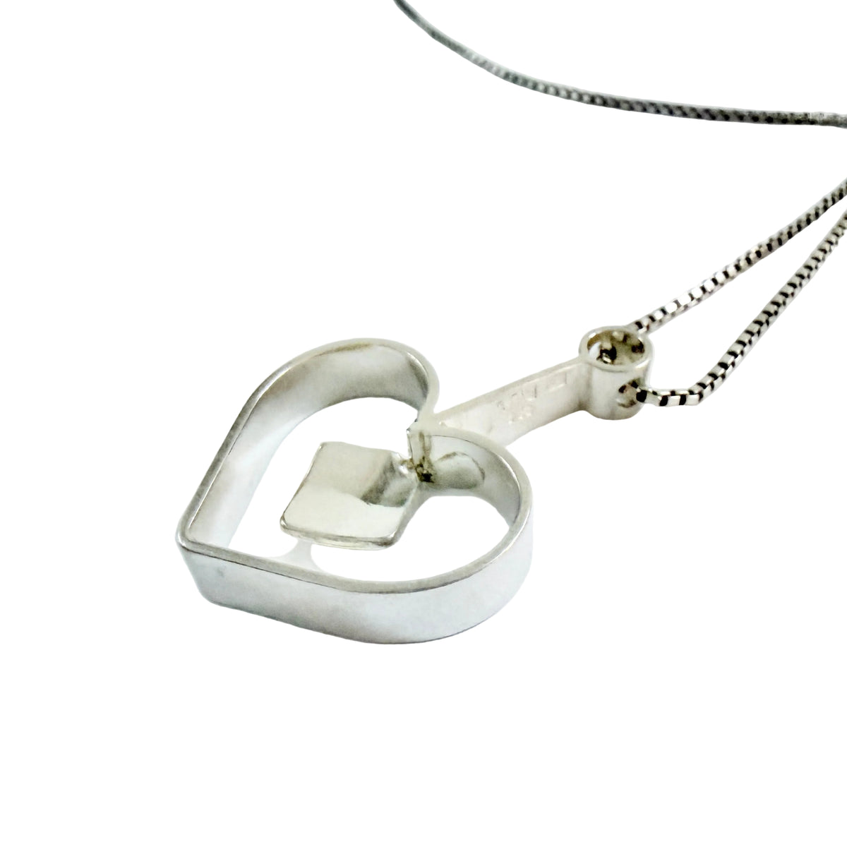 Victor Janson, Sweden year 1970. Vintage Sterling Silver Heart Pendant Necklace.