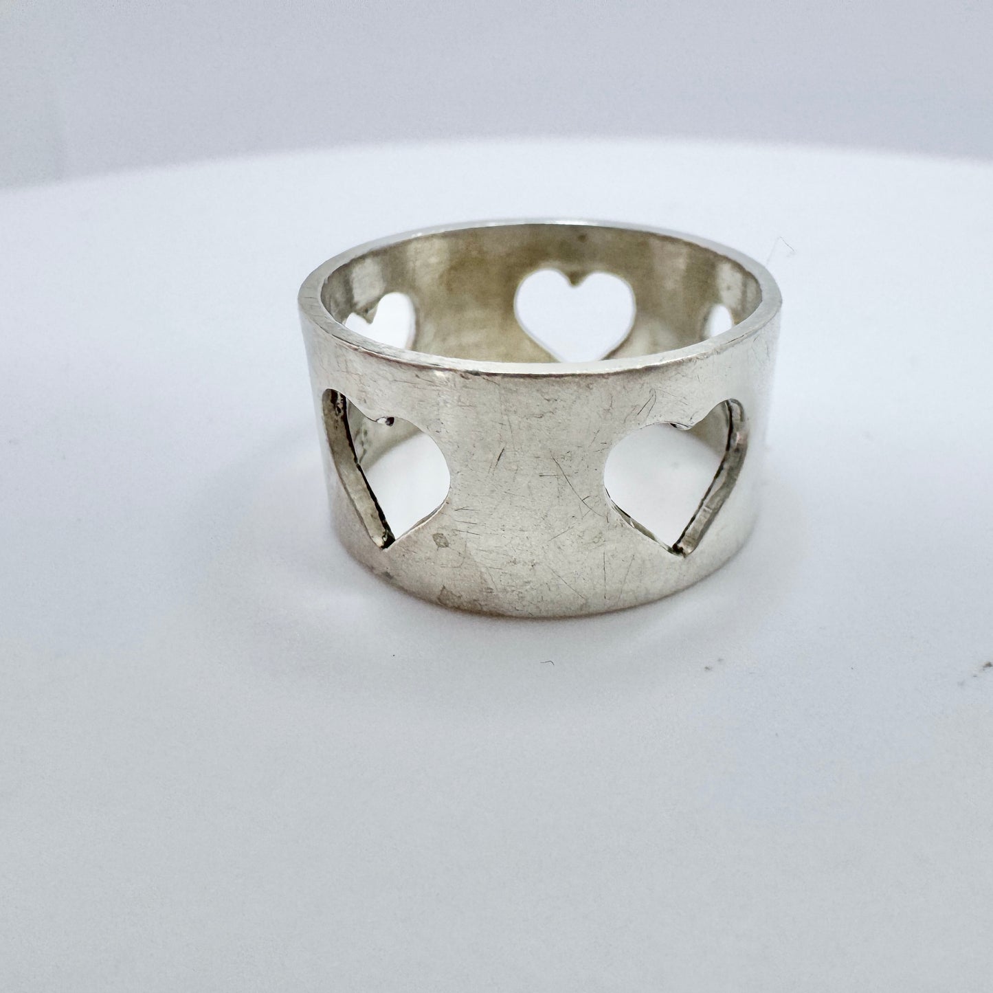 Victor Janson, Sweden 1969. Vintage Sterling Silver Heart Love Hippie Ring.