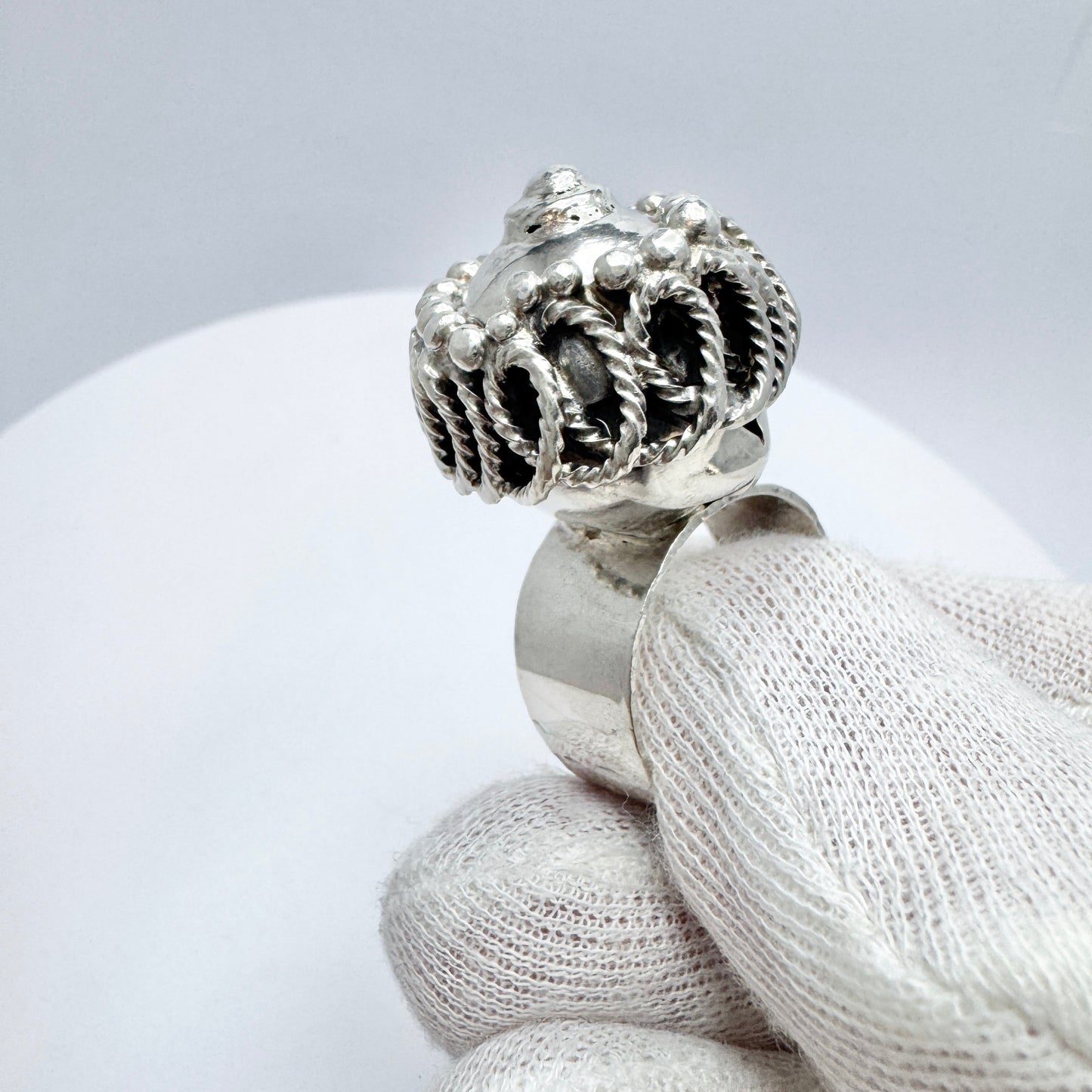 Rosa Taikon and Bernd Janusch, Sweden 1975. Chunky Vintage Sterling Silver Ring.