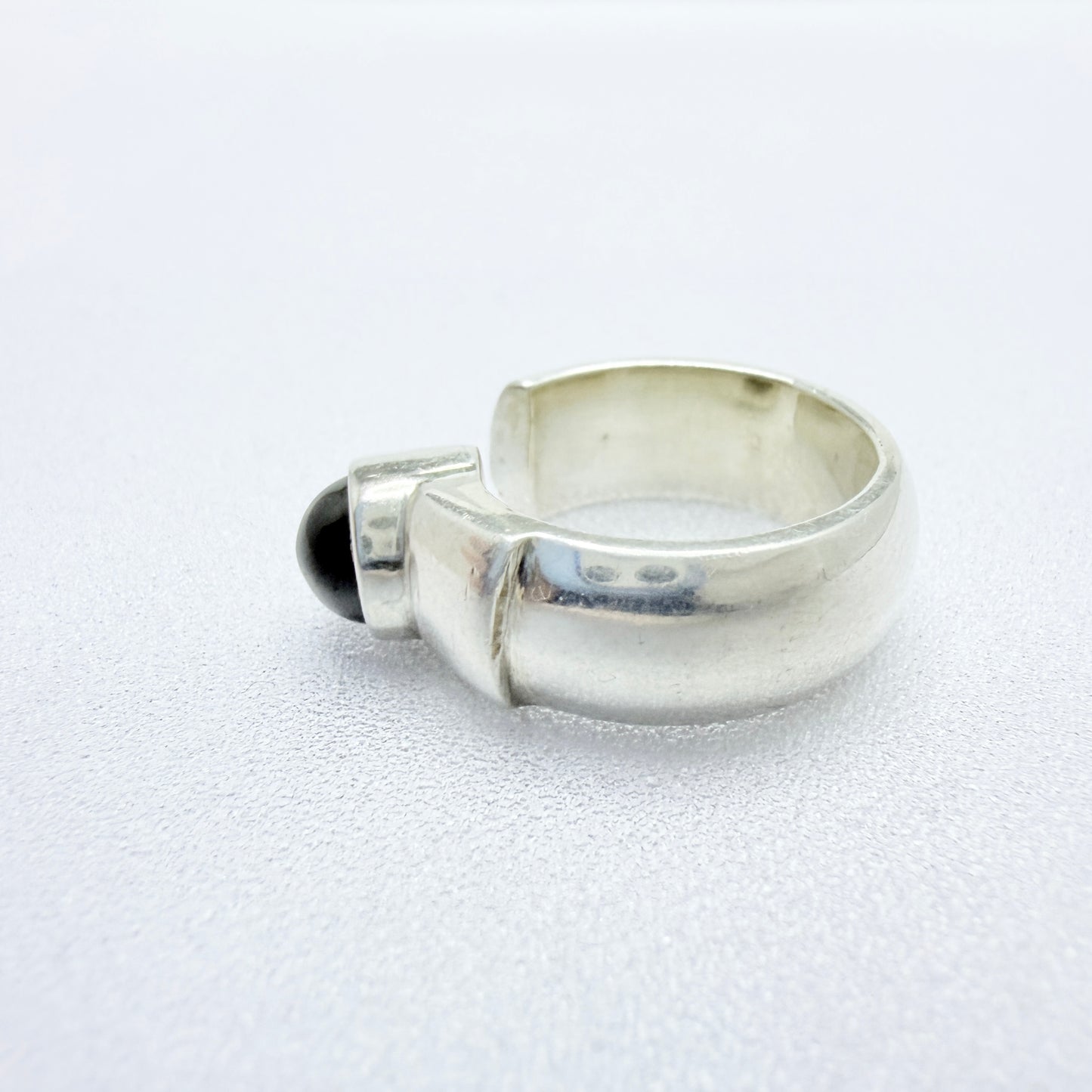 TJL, England. Chunky Sterling Silver Garnet Ring.