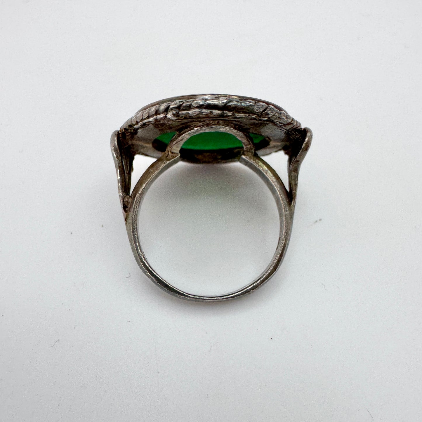 Vintage Sterling Silver Chrysoprase Ring.