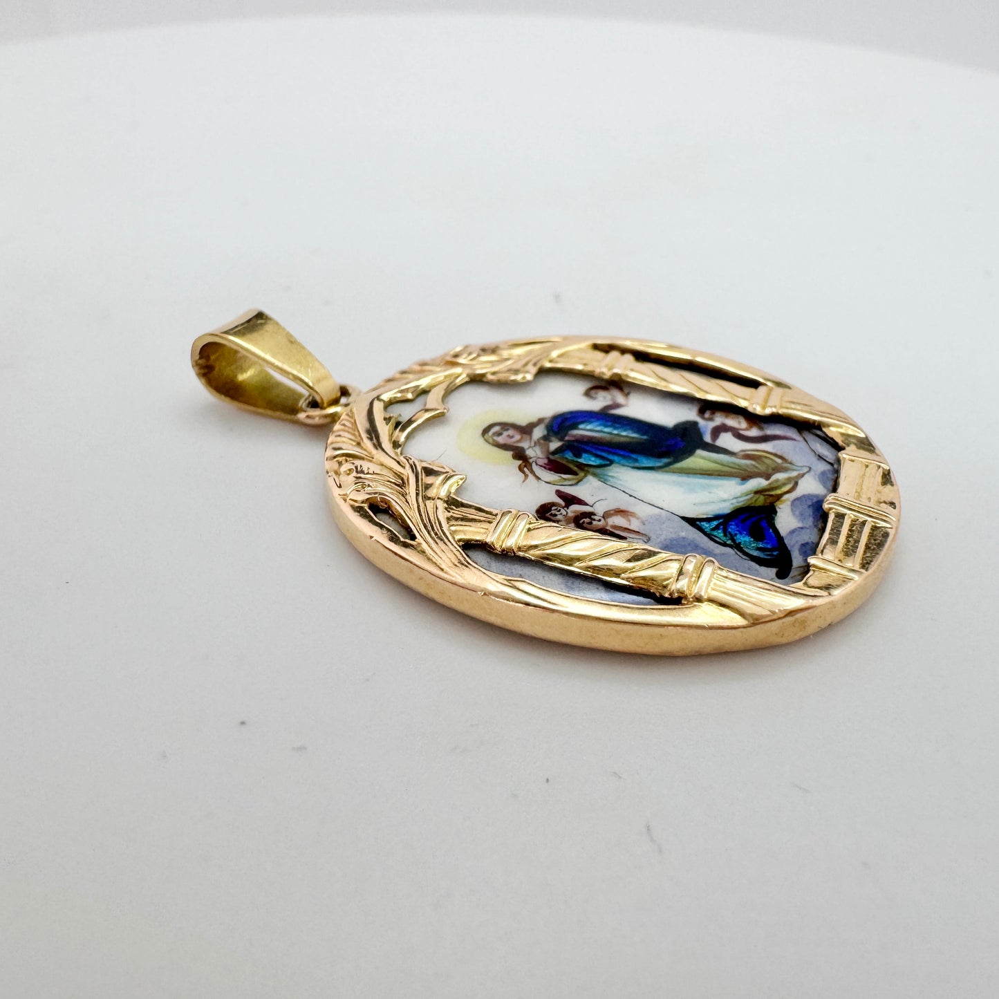 Vintage 14k Gold Painted Virgin Mary Pendant. Likely Italy.