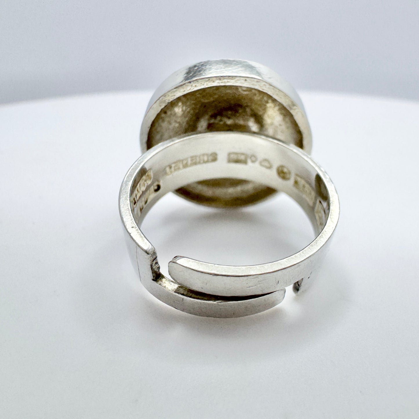 SSA, Sweden 1971. Vintage Modernist Sterling Silver Ring.
