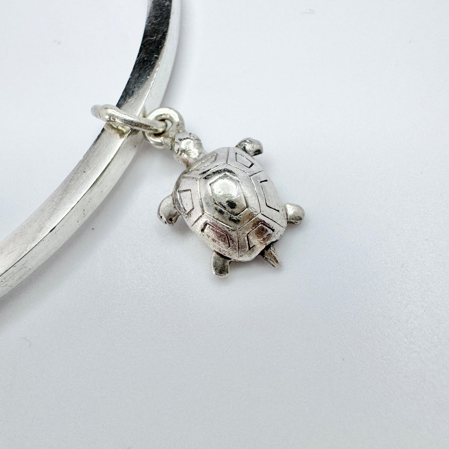 Lundqvist Brothers, Sweden / Georg Jensen, Denmark. Vintage 1960s Sterling Silver Bangle Turtle Charm.