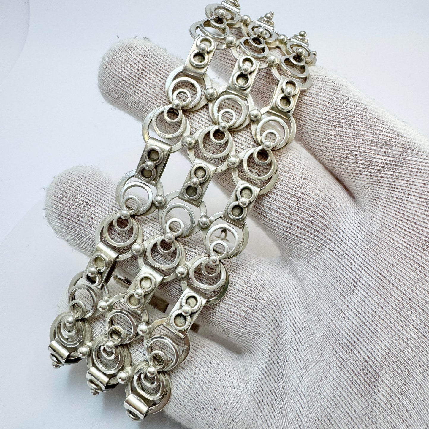 Hermann Ole Jacobsen, Copenhagen c 1950. Bold 2.9oz Sterling Silver Bracelet.