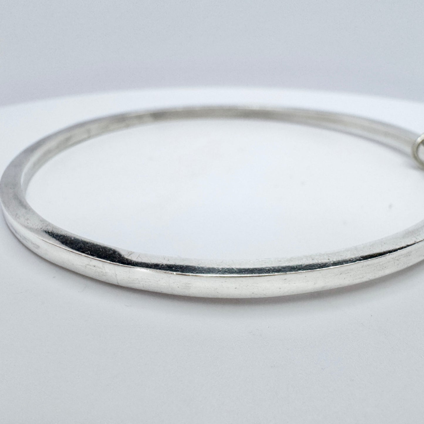 Lundqvist Brothers, Sweden / Georg Jensen, Denmark. Vintage 1960s Sterling Silver Bangle Turtle Charm.