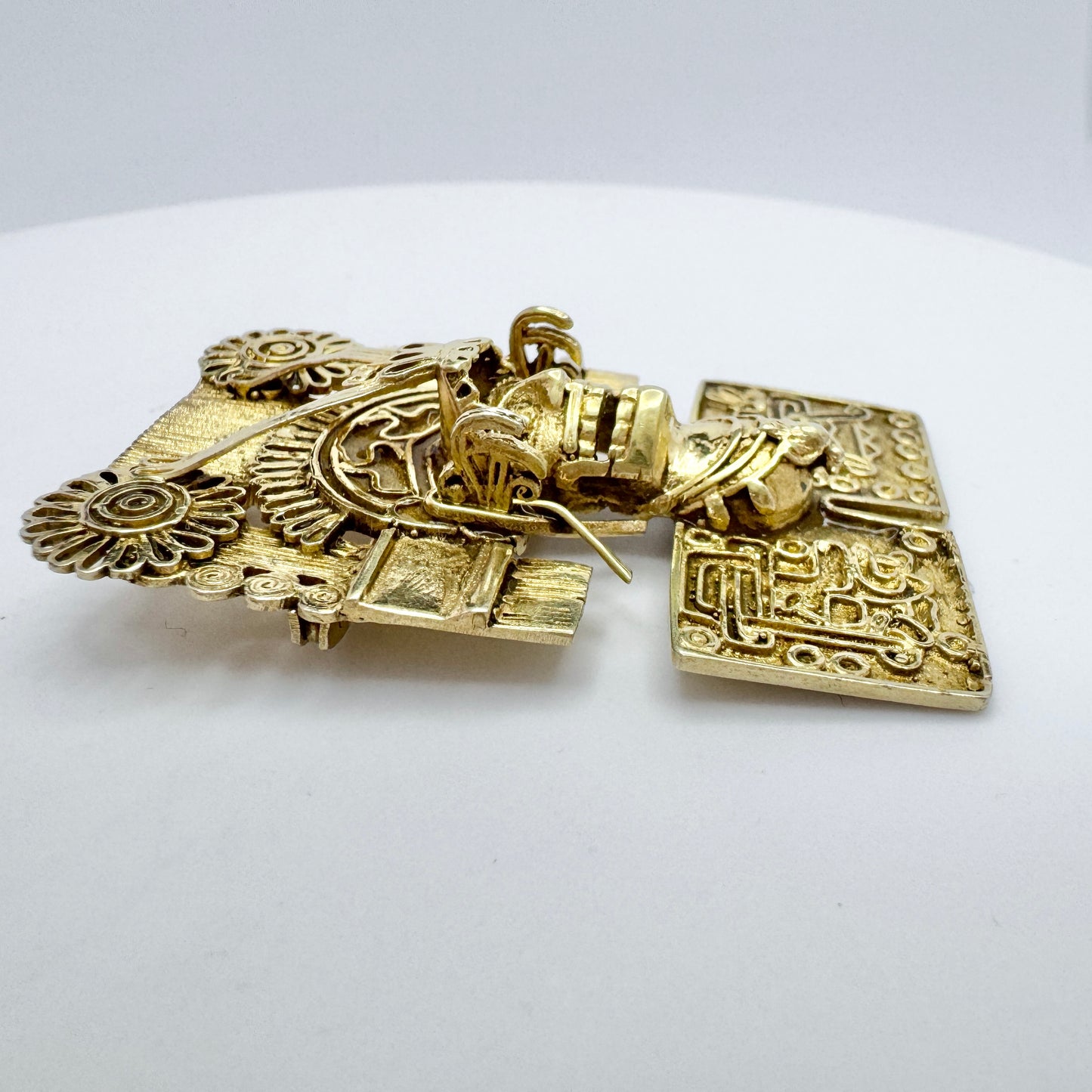 Vintage Sterling Silver South American 3D Brooch Pendant.