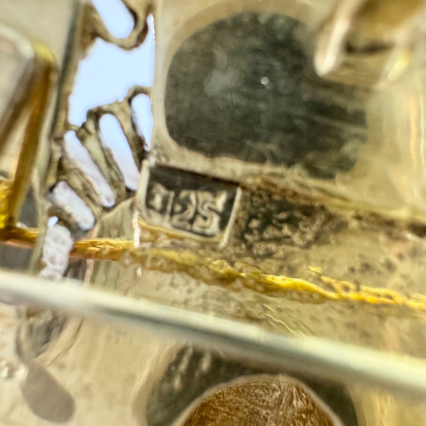 Vintage Sterling Silver South American 3D Brooch Pendant.