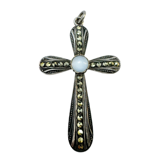 Vintage 1930-40s. Solid Silver Marcasite Chalcedony Cross Pendant.