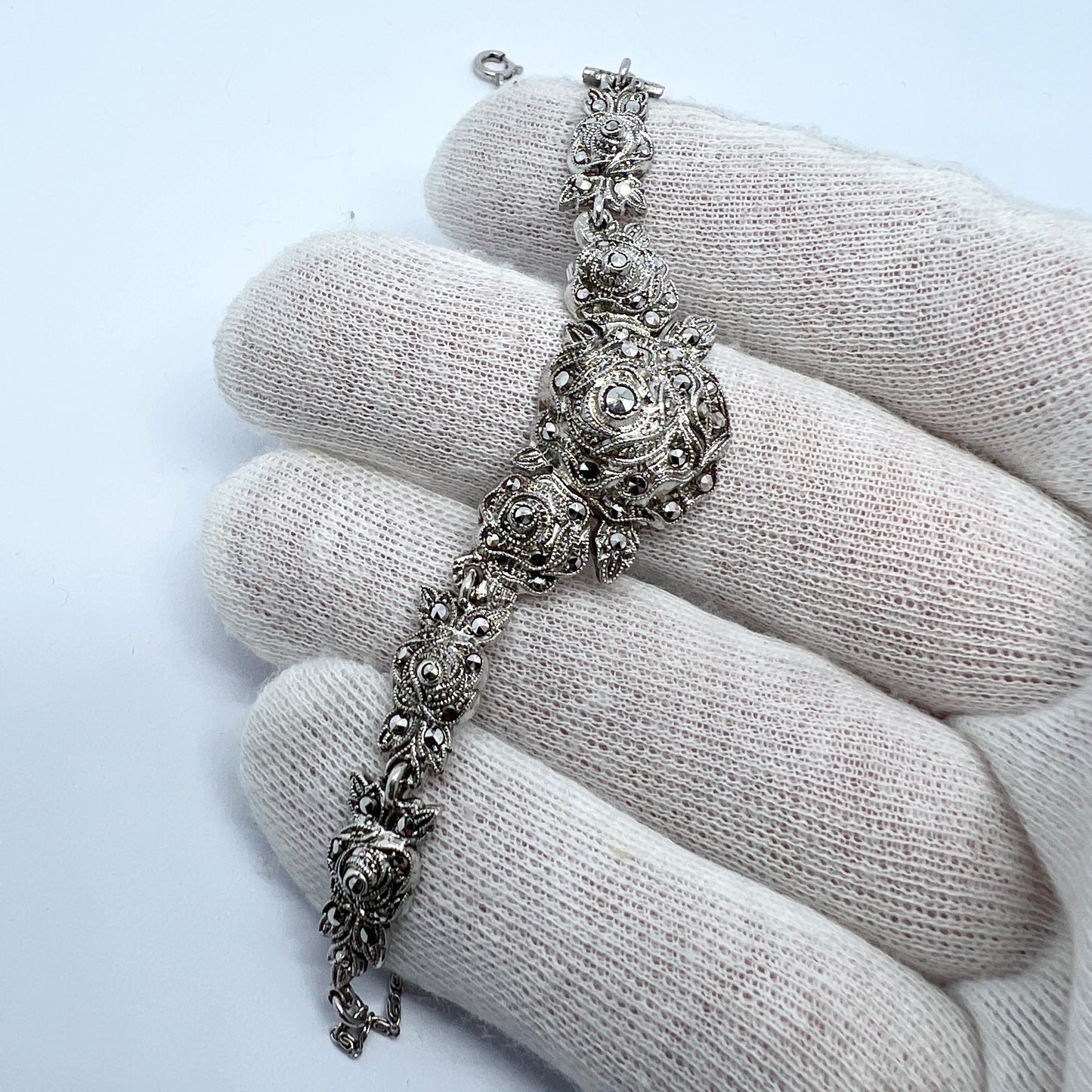 Sweden 1940s. Solid Silver Marcasite Flower Necklace.